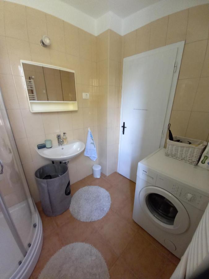 Rooms Apartma Cerknica Εξωτερικό φωτογραφία