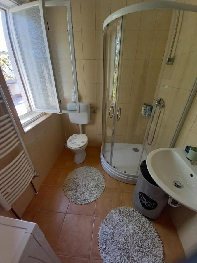 Rooms Apartma Cerknica Εξωτερικό φωτογραφία